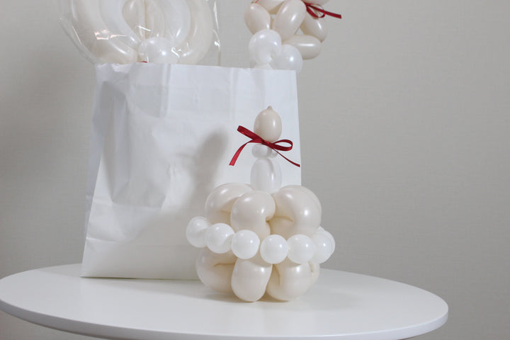 Mini balloon cake