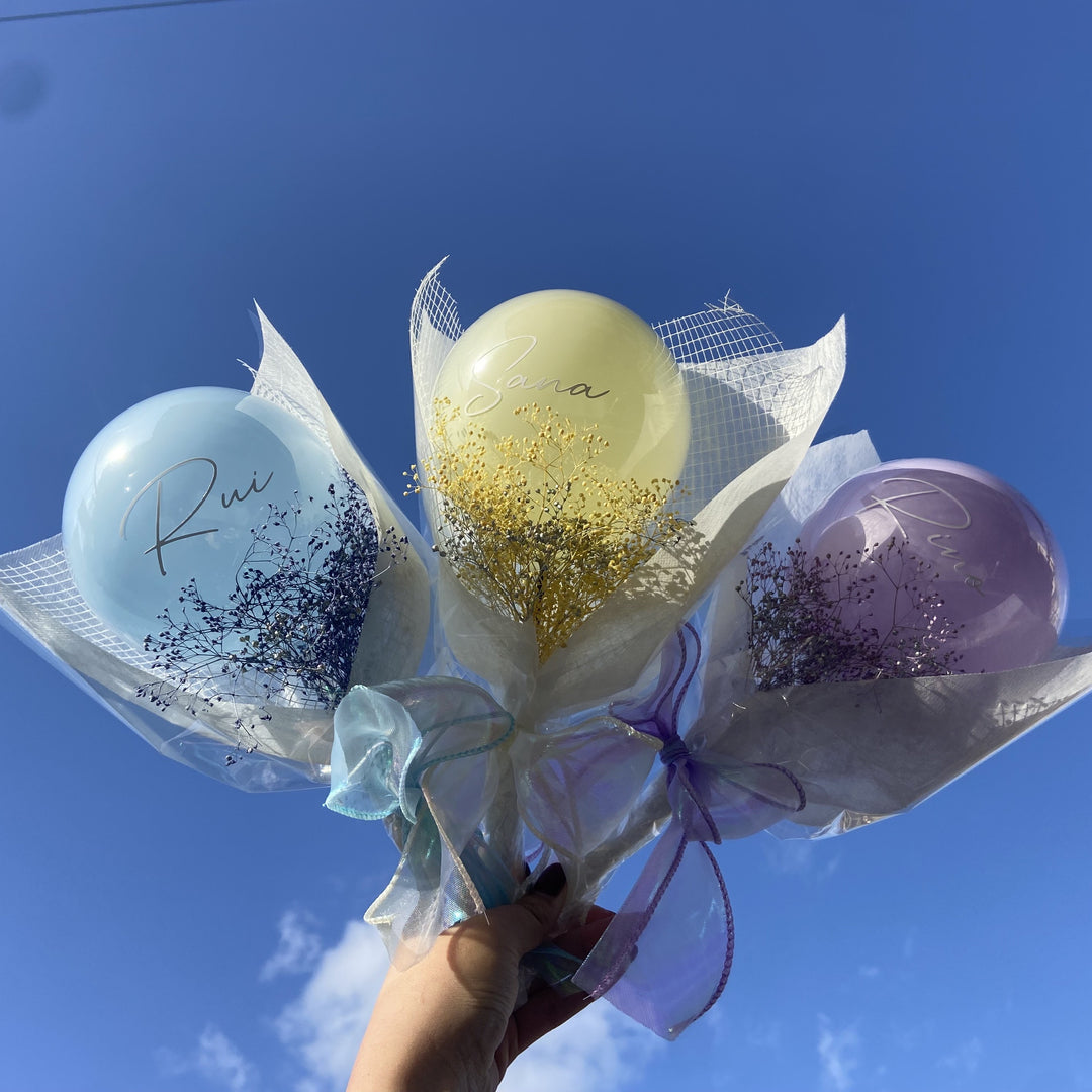 pastel color balloon bouquet