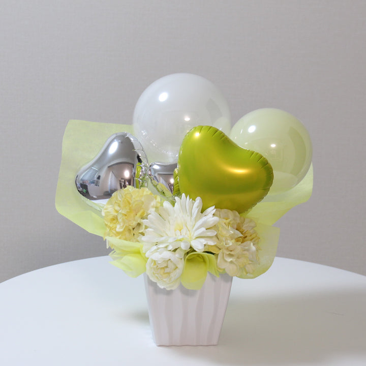gerbera flower arrangement